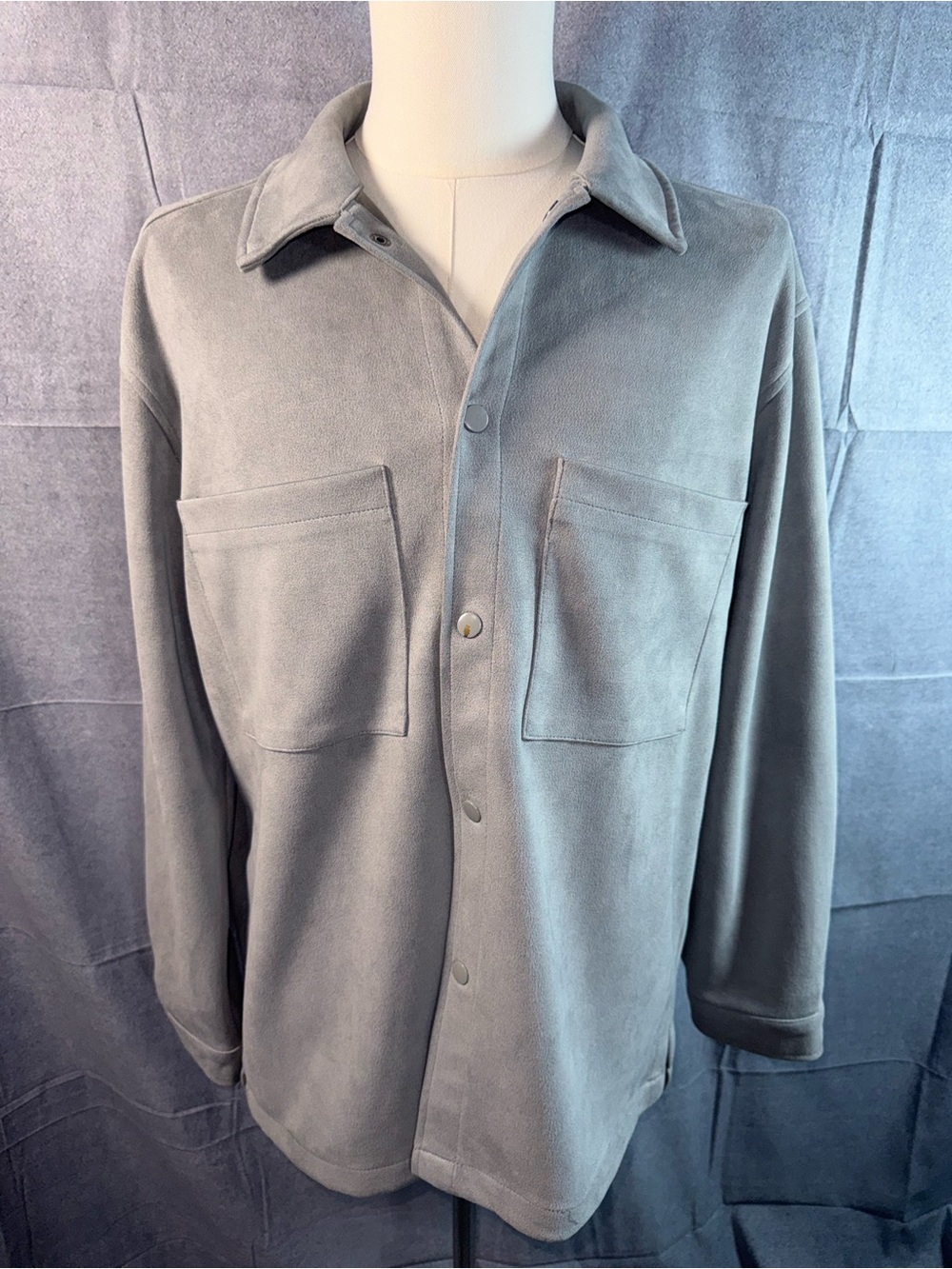 2255-Forever 21 Light Gray Snap-Front Overshirt